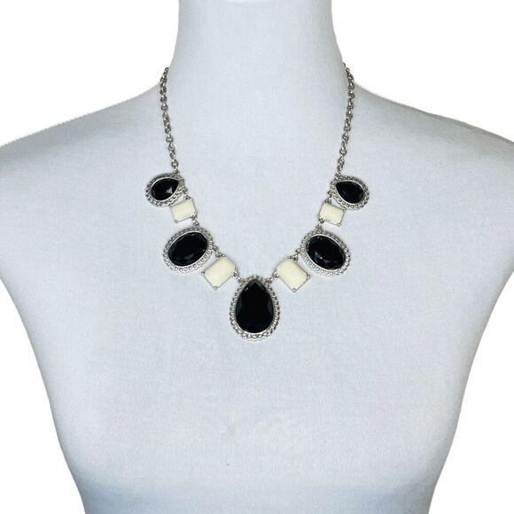 Black and Cream Statement Necklace - Picture 1 of 5